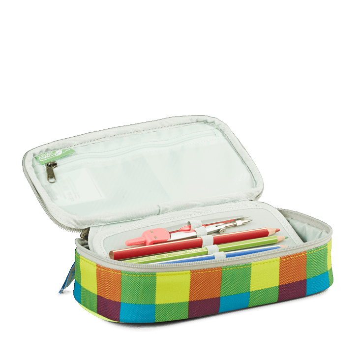 صورة لمقلمة تحتوي على أقلام تلوين